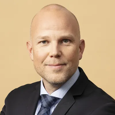 Portræt af Carsten Bach